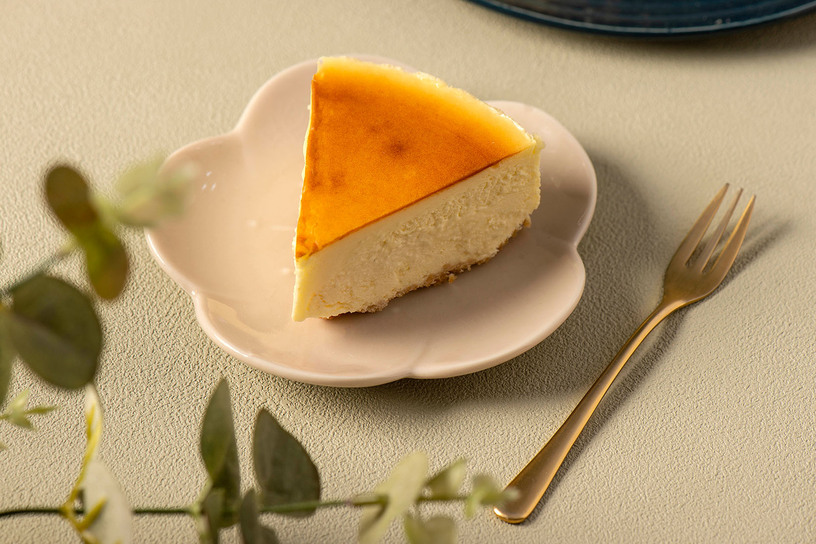 白蘭地乳酪蛋糕6吋 Brandy Cheesecake 6 inches 白蘭地乳酪蛋糕6吋 Brandy Cheesecake 6 inches