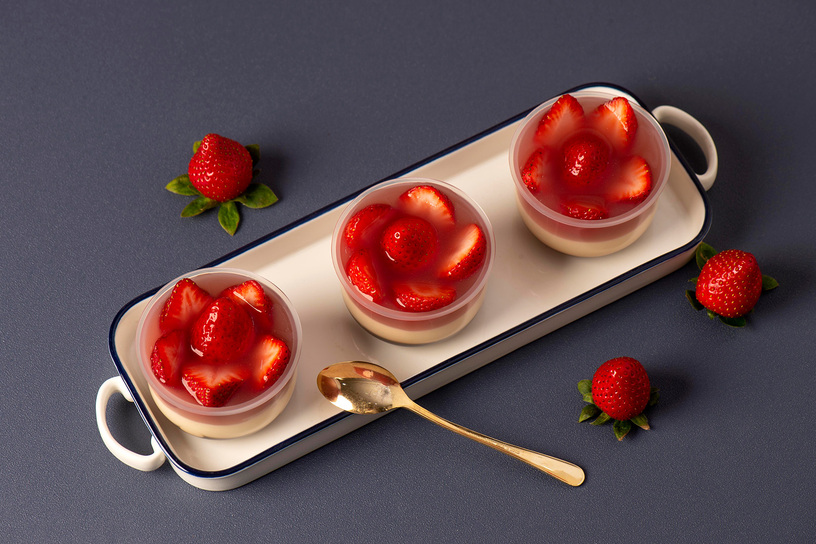 草莓布丁(布能莓有你) Strawberry & Raspberry Jelly Pudding 草莓布丁(布能莓有你) Strawberry & Raspberry Jelly Pudding